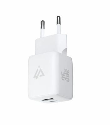 Adaptér USB iPEAX GaN USB/USB-C 90010131 White
