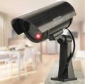 Grundig atrapa bezpečnostnej kamery s blikajúcou LED, čierna
