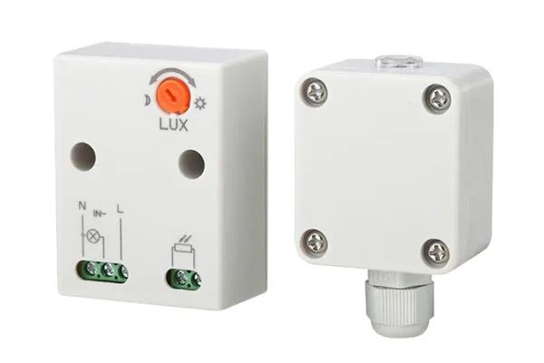 Súmrakový spínač s externým čidlom 2300W MACLEAN MCE35