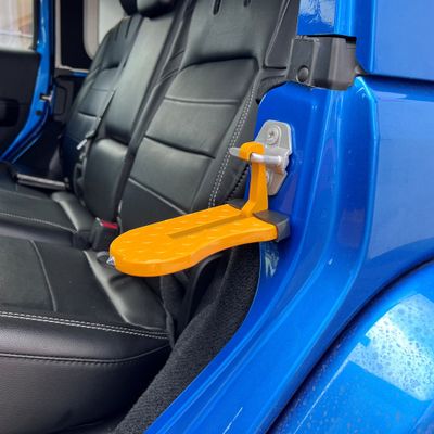 Univerzálny schodík KF-B1038 s háčikom na dvere auta