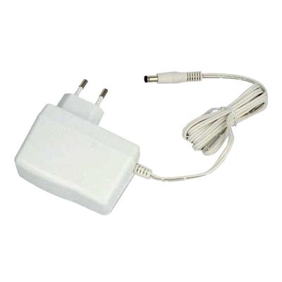 Adaptér napájací CWT 12V 2500mA (5,5x2,1mm)